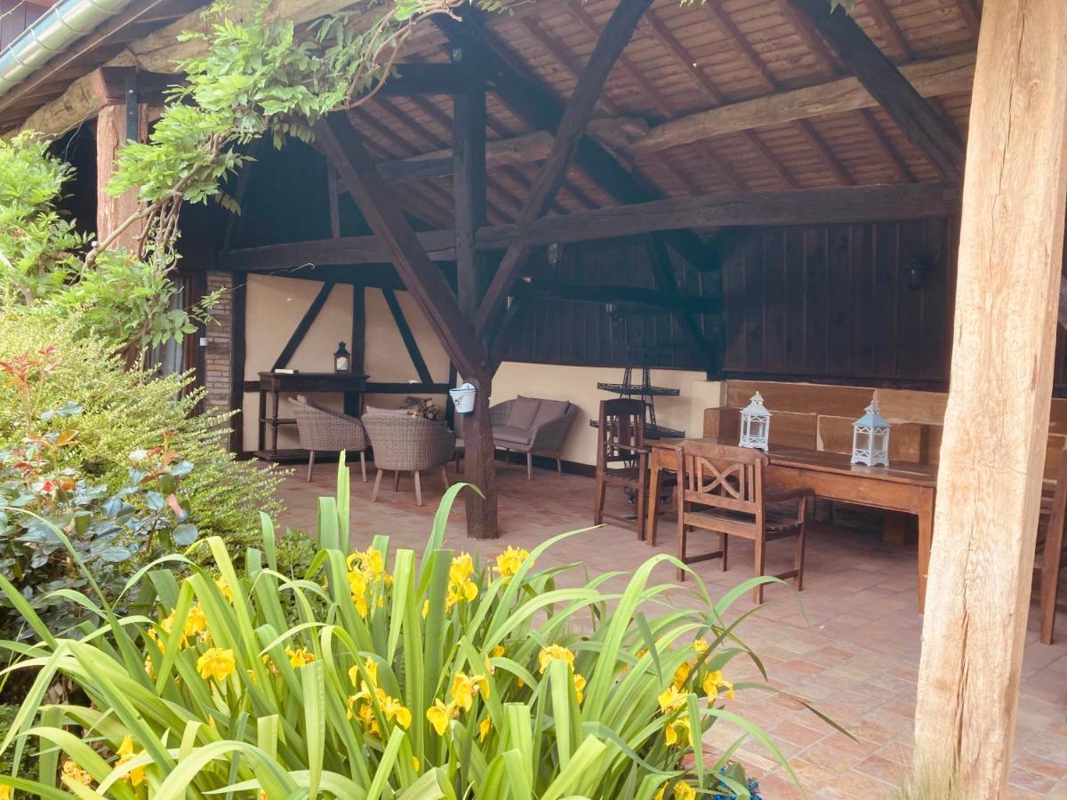 Maison De Campagne Avec Cheminee Et Exterieur La Neuville-aux-Bois Exteriér fotografie