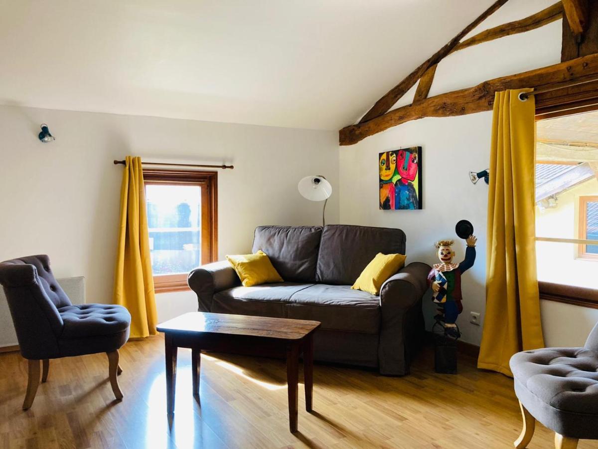 Maison De Campagne Avec Cheminee Et Exterieur La Neuville-aux-Bois Exteriér fotografie